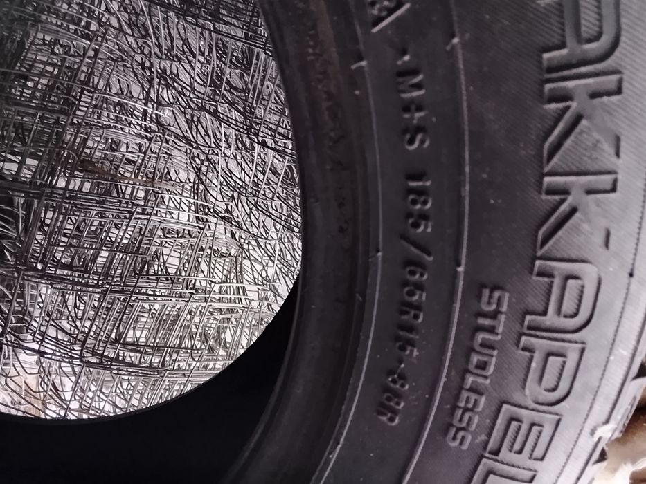 Продам між кімнатні двері біл нові,1000 коричневі бу 500,акрилова ванн