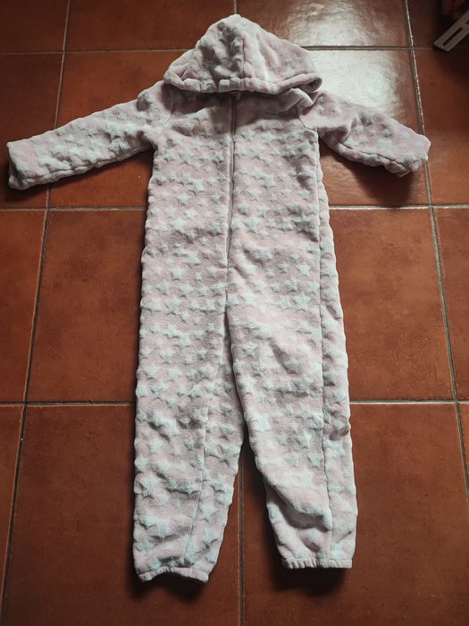 Roupa de menina usada