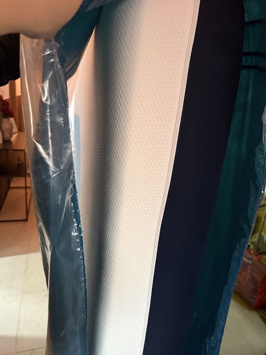 Colchão Koala Rest 160x200 – Espuma (sem molas) – Excelente Estado