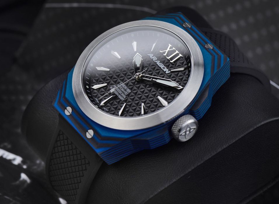 Годинник механічний Aragon DF CARBON Sapphire 43 mm. 200 MT. Automatic