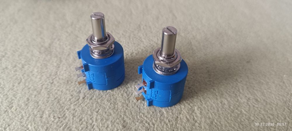 Багатооборотний потенціометр