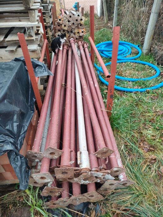 Strmple budowlane metalowe