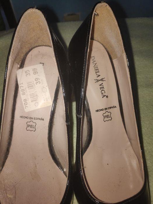 Sapatos de mulher de salto alto