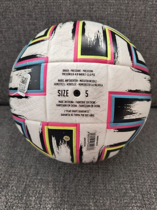Piłka nożna Adidas