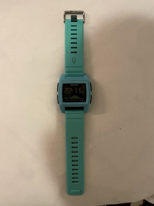 Nixon base tide pro com 6 meses