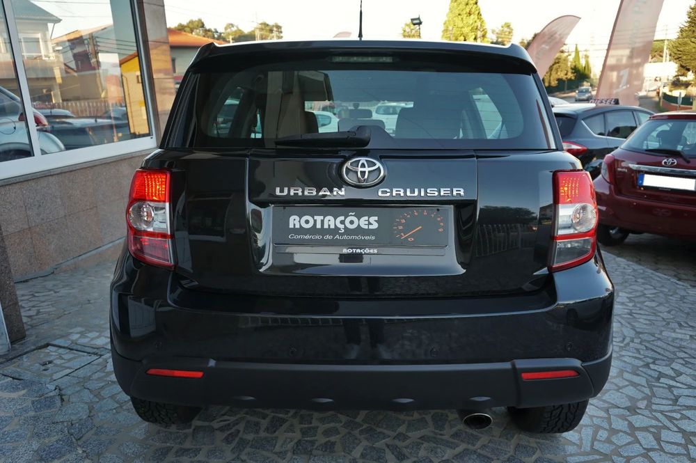 Toyota Urban Cruiser 1.4 D-4D 4x4 Trek