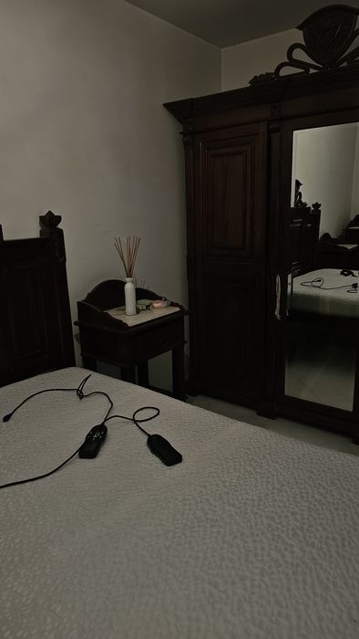 Vendo mobília de quarto antiga