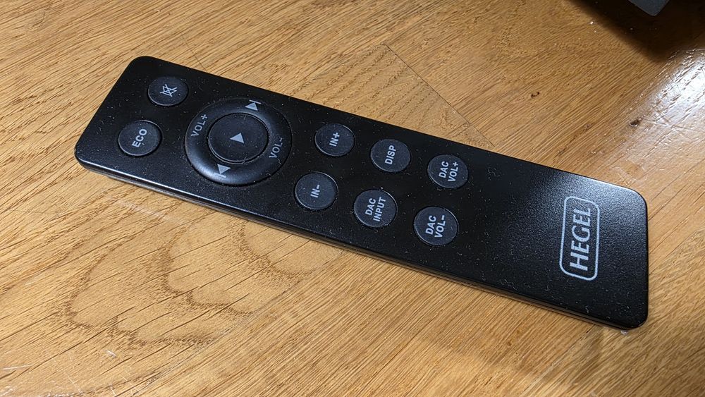 Wzmacniacz Hegel H90