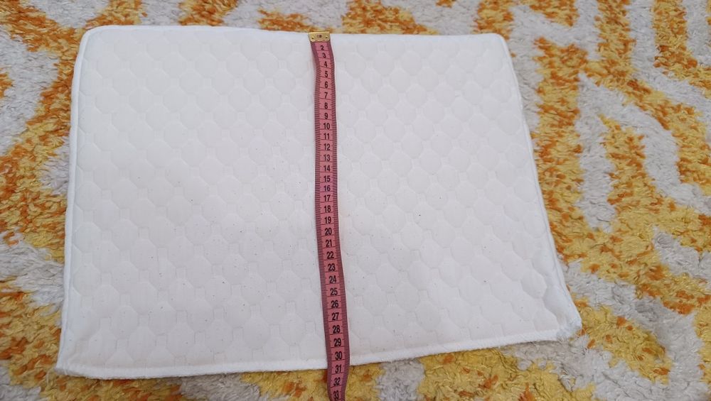 Подушка антирефлюксна для немовлят