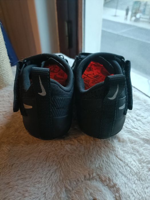 Sapatos encaixe bicicleta NIKE
