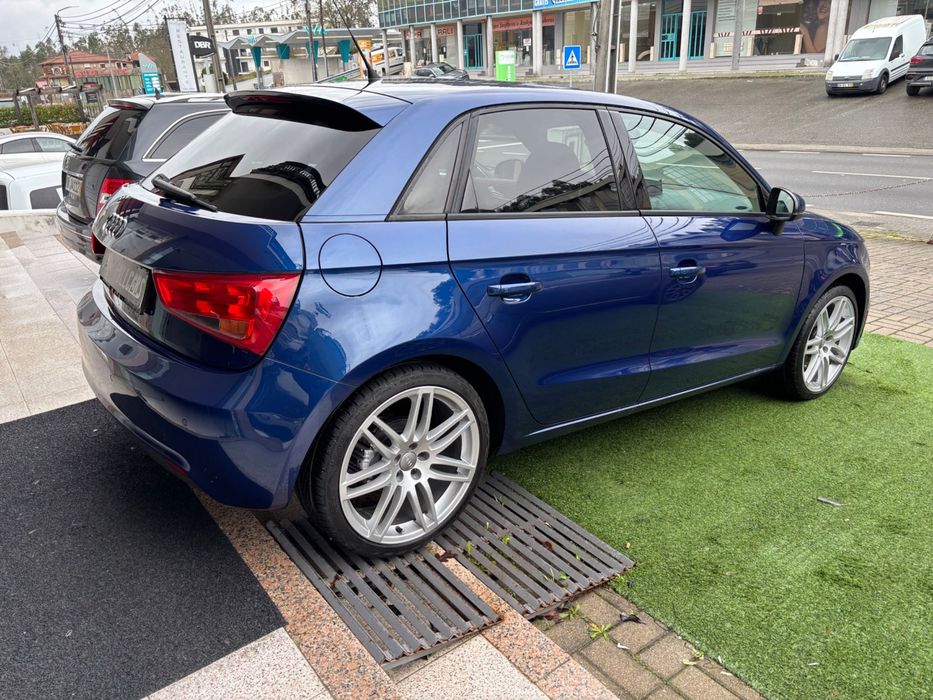 AUDI A1 1.6TDI S LINE