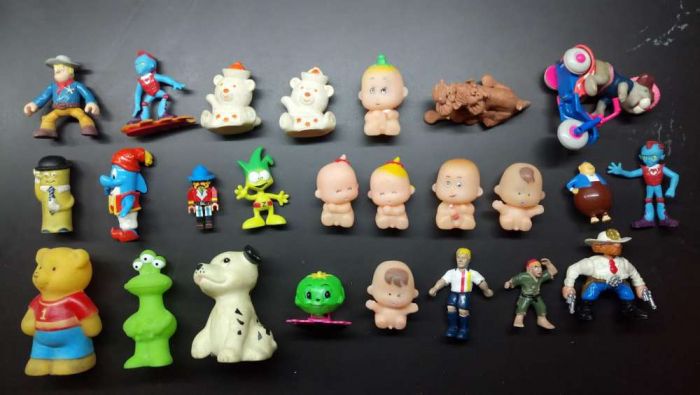 Bonecos diversos mínimos Macdonalds dora buzz little People etc