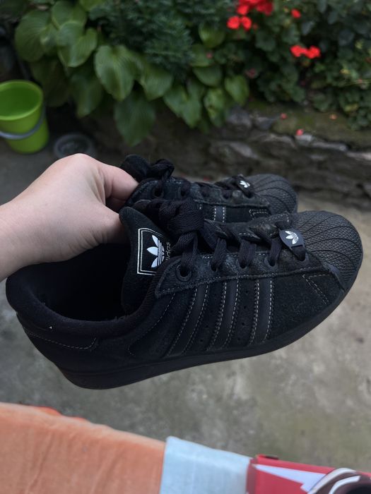 кроссовки adidas