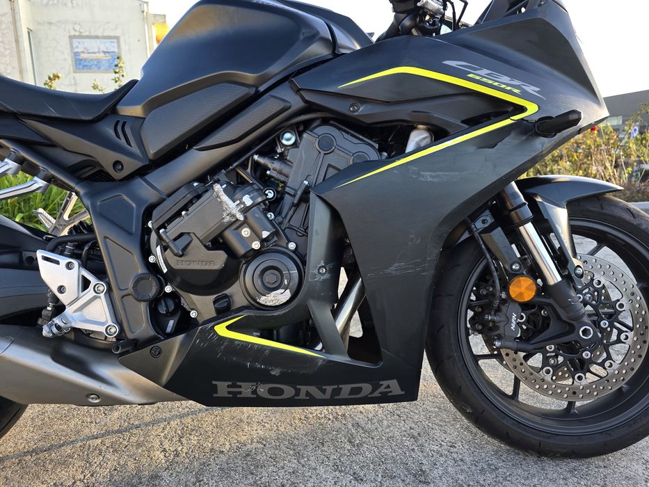 Honda CBR650R 2026/04 Nacional 1444km