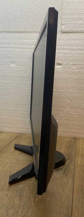 Монітор Medion 24 дюйми