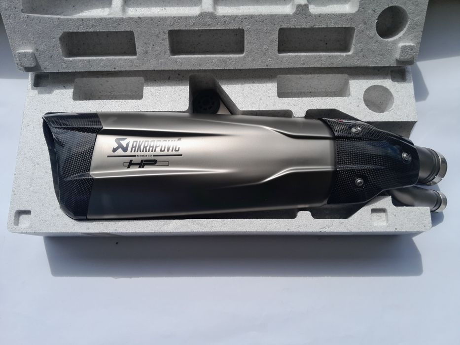 Tłumik Wydech Końcowy AKRAPOVIC BMW S1000 RR K46 Nowy OE BMW CARBON