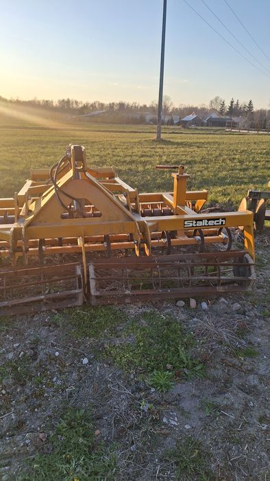 Agregat uprawo siewny