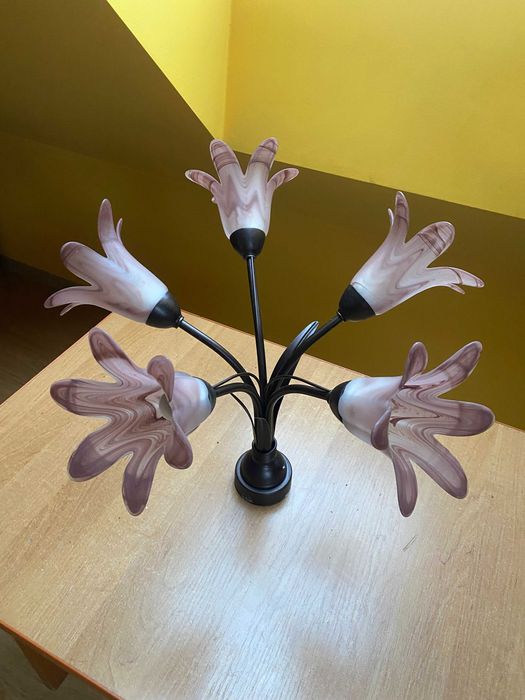 Lampa sufitowa kwiecista
