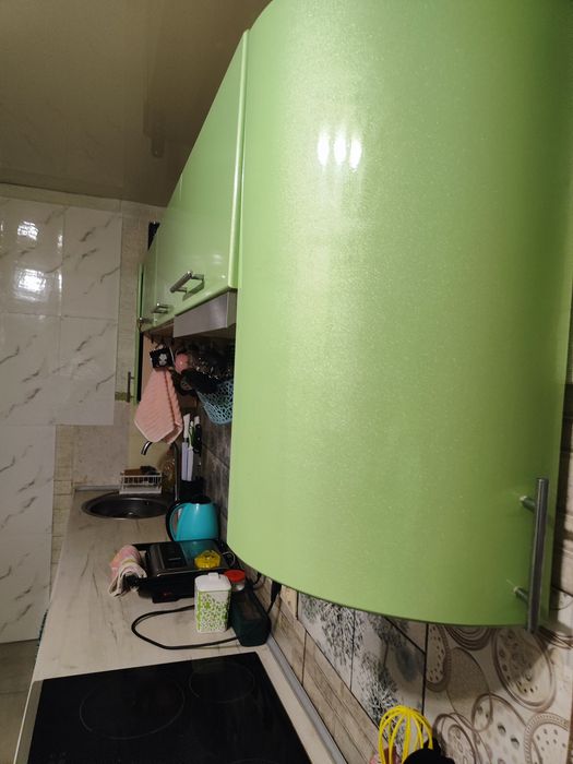 Продається кухня в ідеальному стані.Ширина2.70