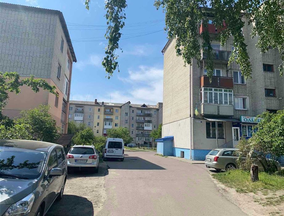 Оренда комерційного приміщення в м. Березне, 62 м. кв.