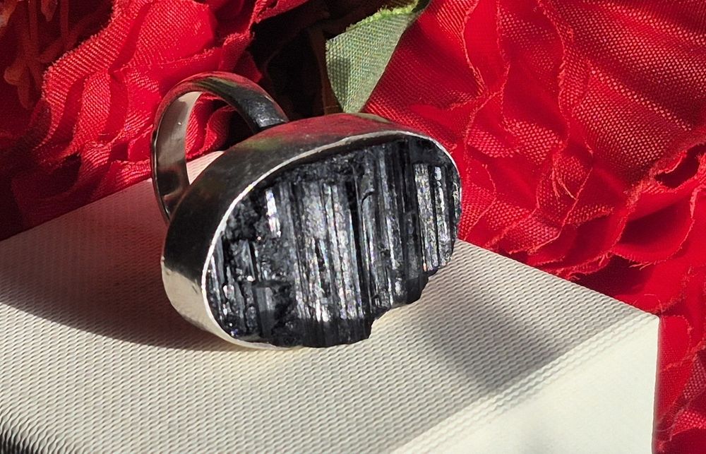 Przepiękny duży pierścionek ze srebra 925  Turmalin rozmiar 16