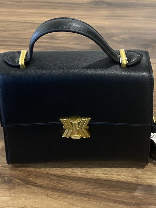 Bolsa em pele marca kassandre