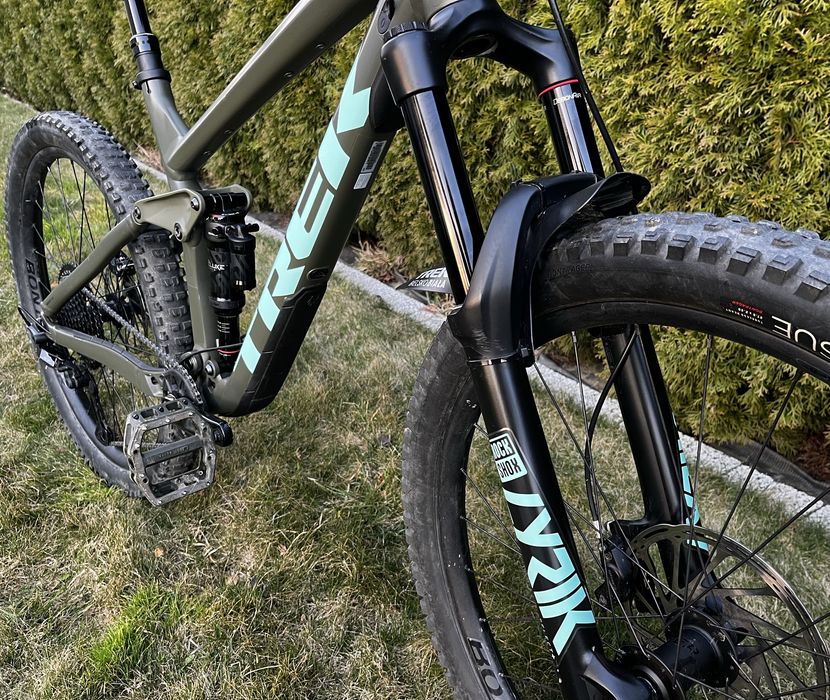 TREK Remedy 8 M/L  rower Enduro