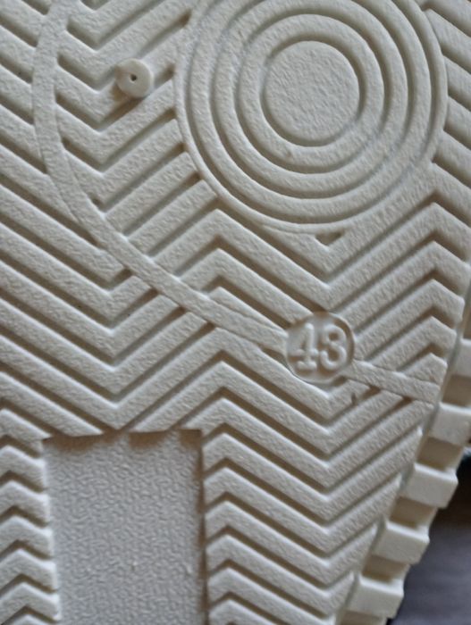 Nowe buty  43 trampki