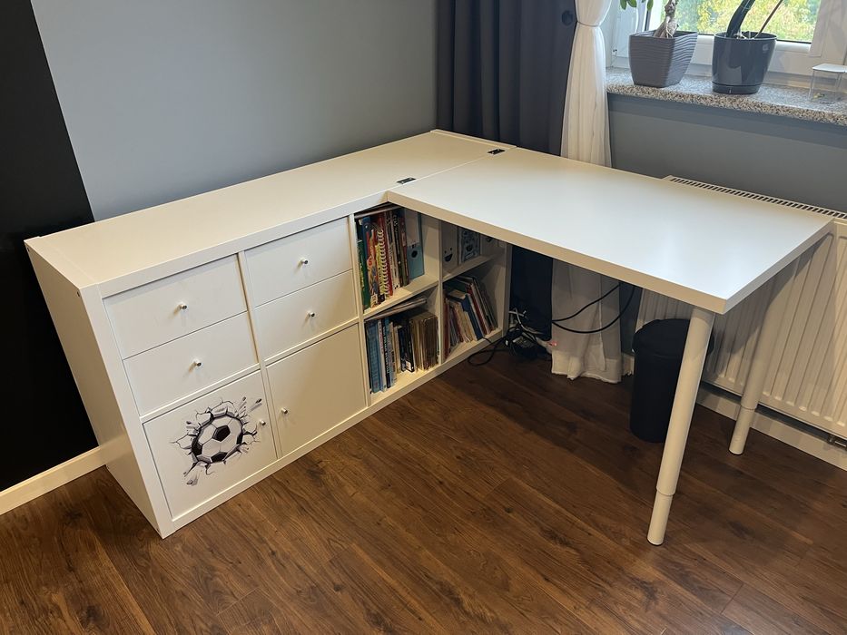 Biurko narożne Ikea Kallax, regał