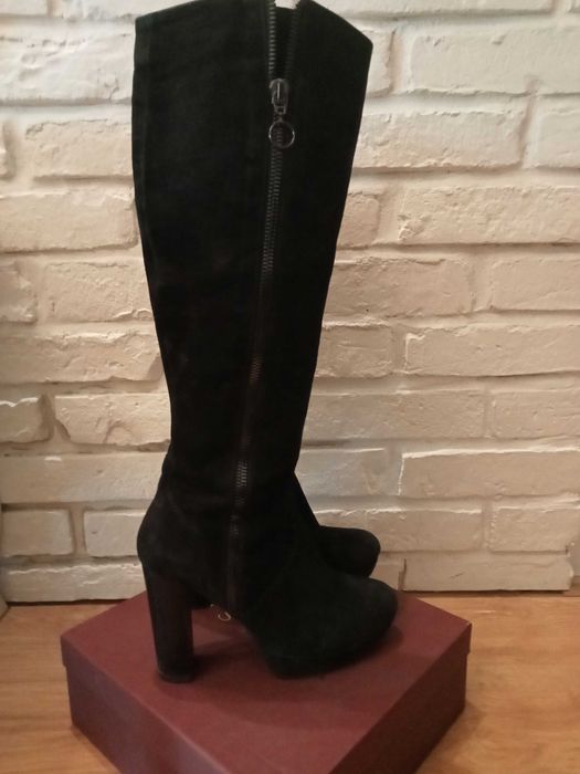 Kozaki skórzane, zamszowe, ocieplane, na słupku. Solidne wykonanie!