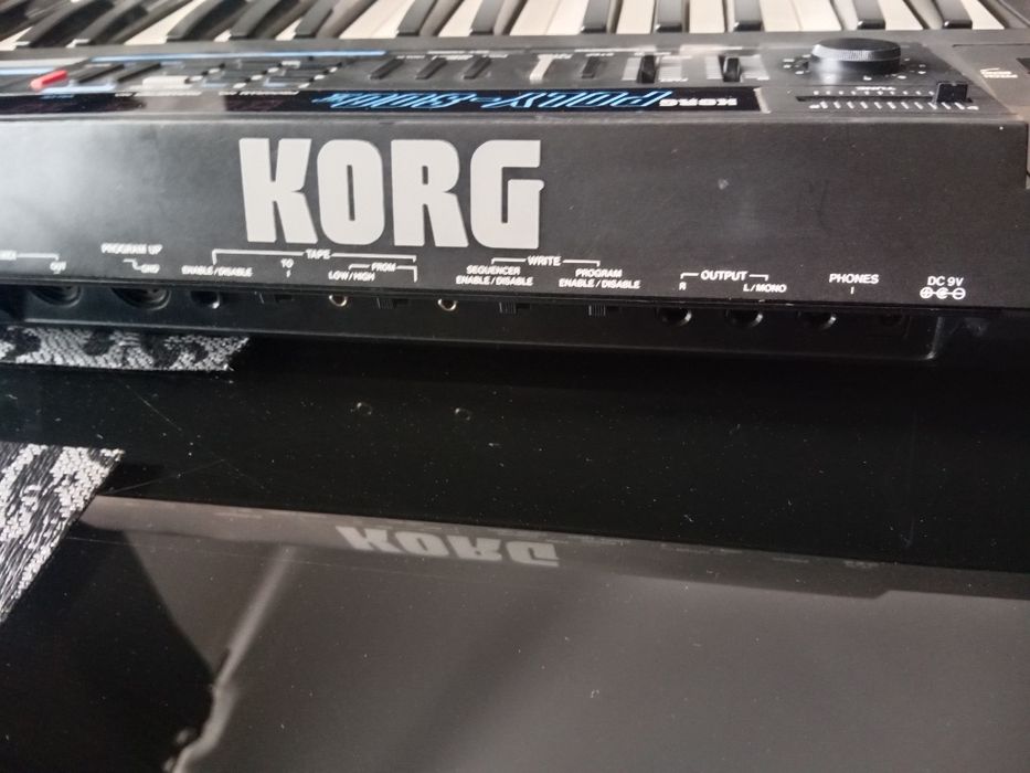 Syntezator Korg Poly 800 MK2