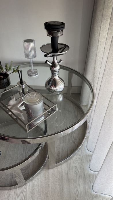 Mesas de apoio vidro e inox gato preto
