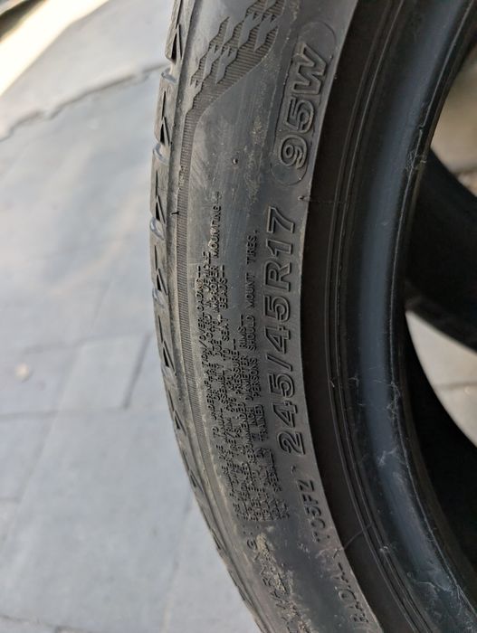 Пара летних шин 245/45 R17 Bridgestone Turanza