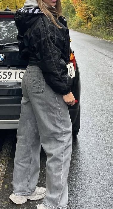 Cher 17 baggy XS/S сірі джинси