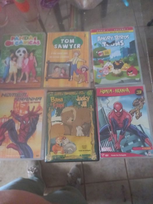 Dvd de varios desenhos