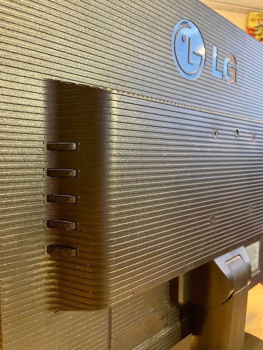 Monitor LG Flatron 1919S + kabel zasilający