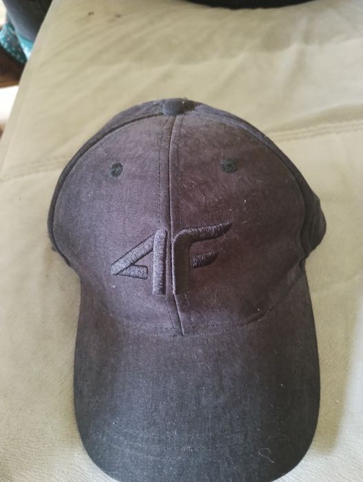 Czapka z daszkiem 4F