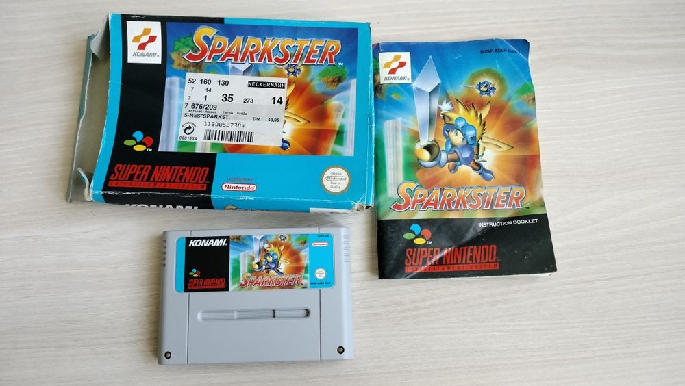 Nintendo SNES + kolekcja 15 gier w tym SPARKSTER