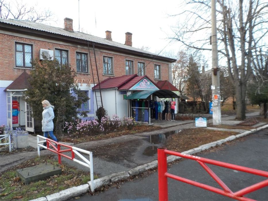 Кімната в 3 кімнатній кв-рі в Центрі Долинської, Кіровоградської обл.