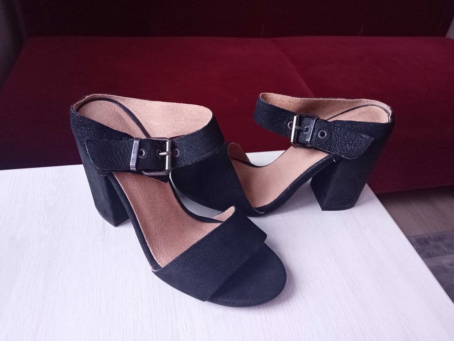 Klapki skórzane Wojas