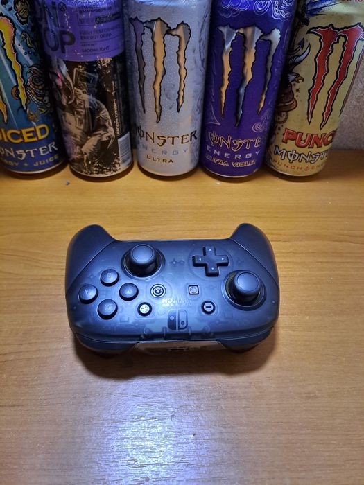 Nintendo Switch Pro Controller