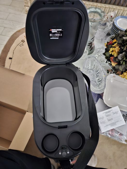 Автохолодильник Black&Decker 9L (12V) охолодження/підігрів