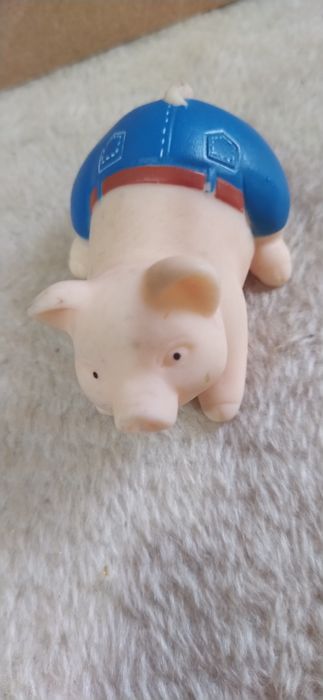 Porquinho em borracha