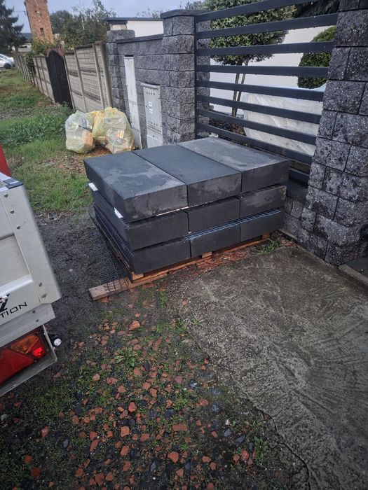Stopień schodowy betonowy grafit 100x40x15 Drogbruk