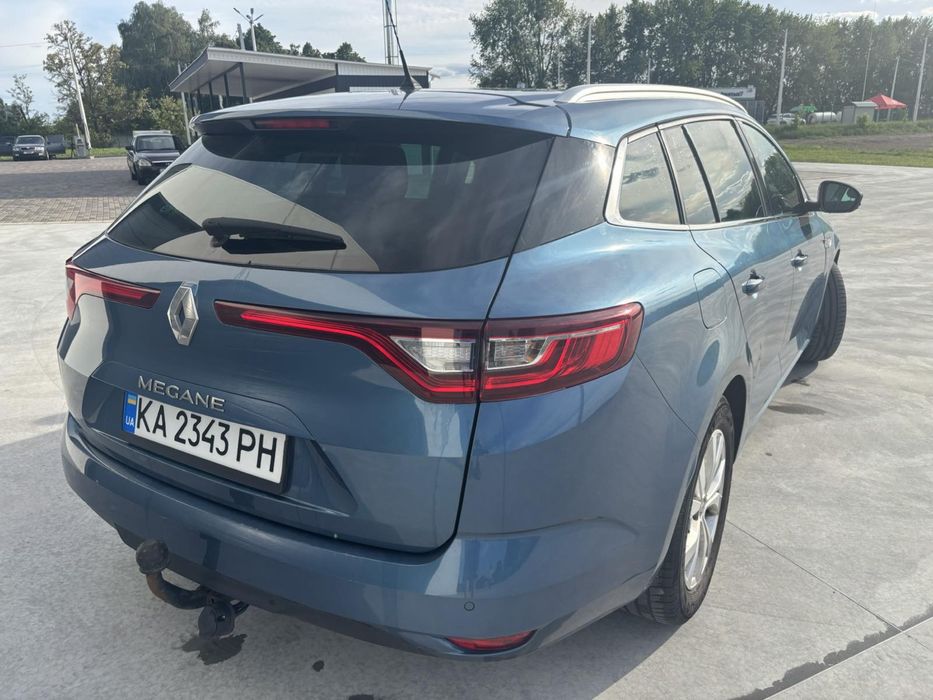 Рено меган 2019 рік