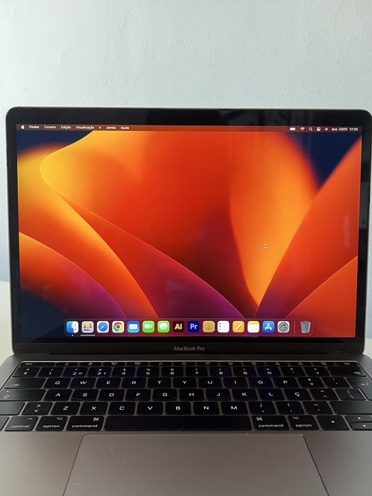 MacBook Pro 13-inch