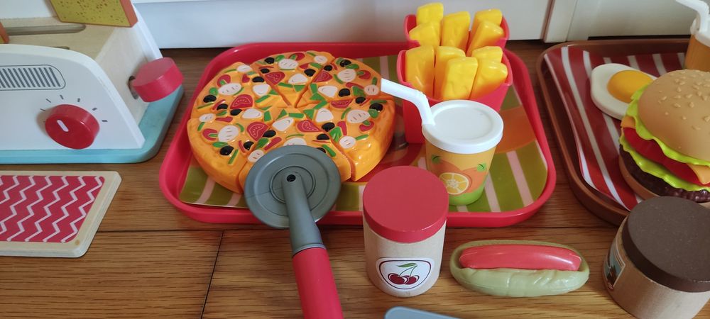 Vendo conjunto brinquedos cozinha