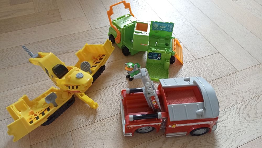 Zestaw pojazdów psi patrol