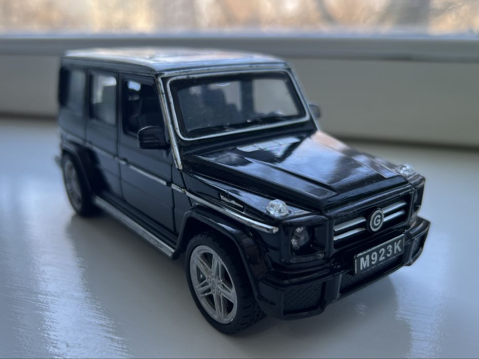Мерседес G-Class Гелик 1:24