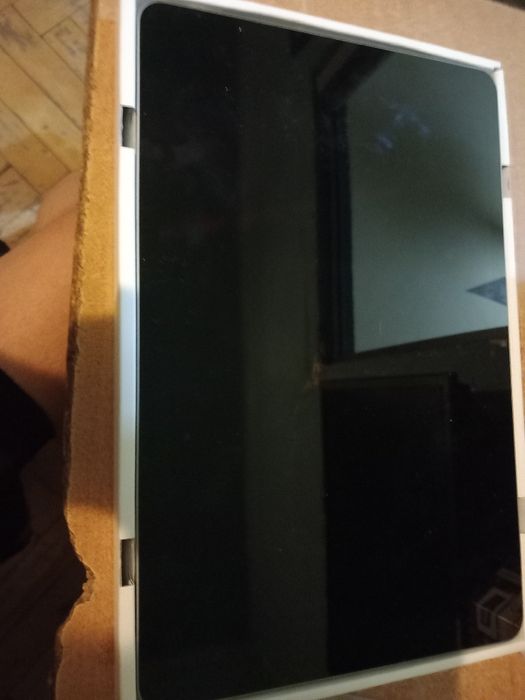 Tablet pad 10 nie porysowany